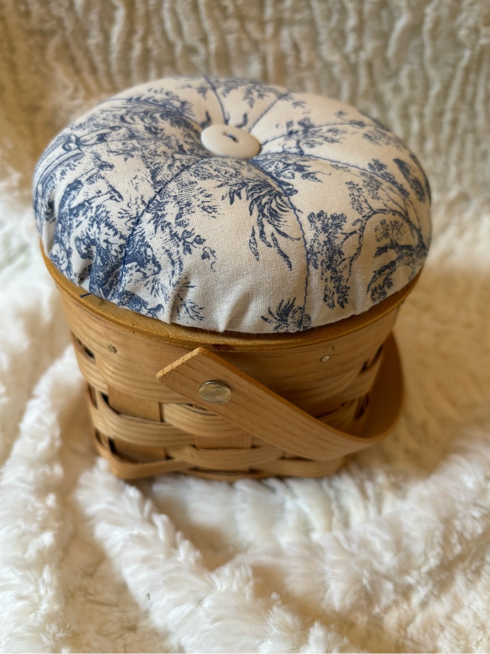 Peterboro Basket - Picture 5 of 8